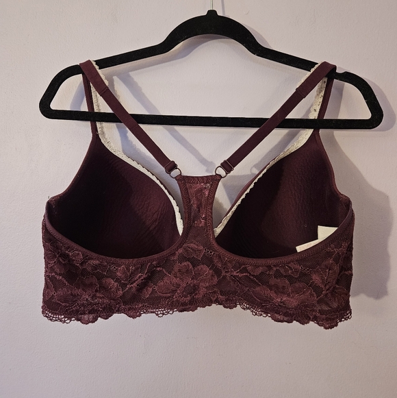 Victoria's Secret Body by Victoria Racerback Demi-Bra, Size 38DD - Picture 2 of 6